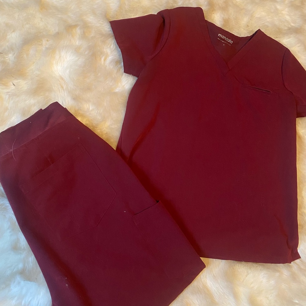 Mandala Scrubs Jogger Set